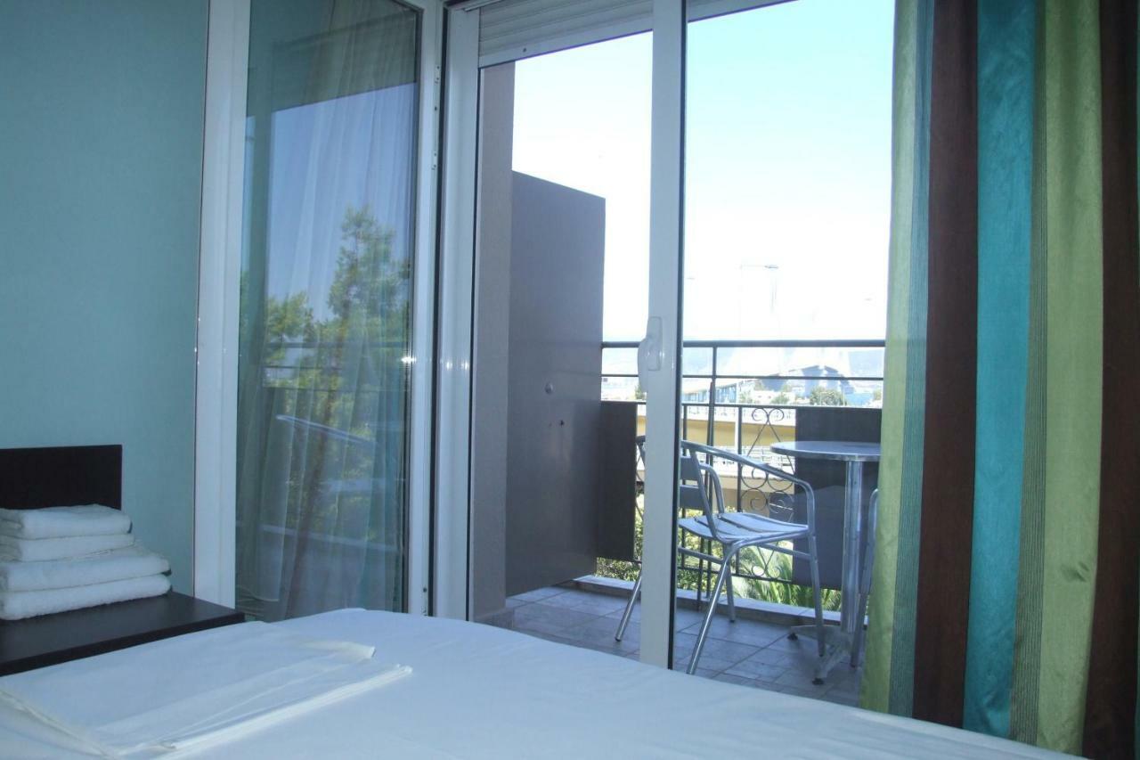 Hotel Georgios Rio Extérieur photo